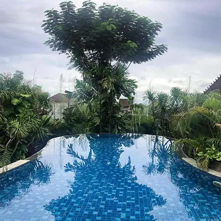 Villa Rumah Kayu